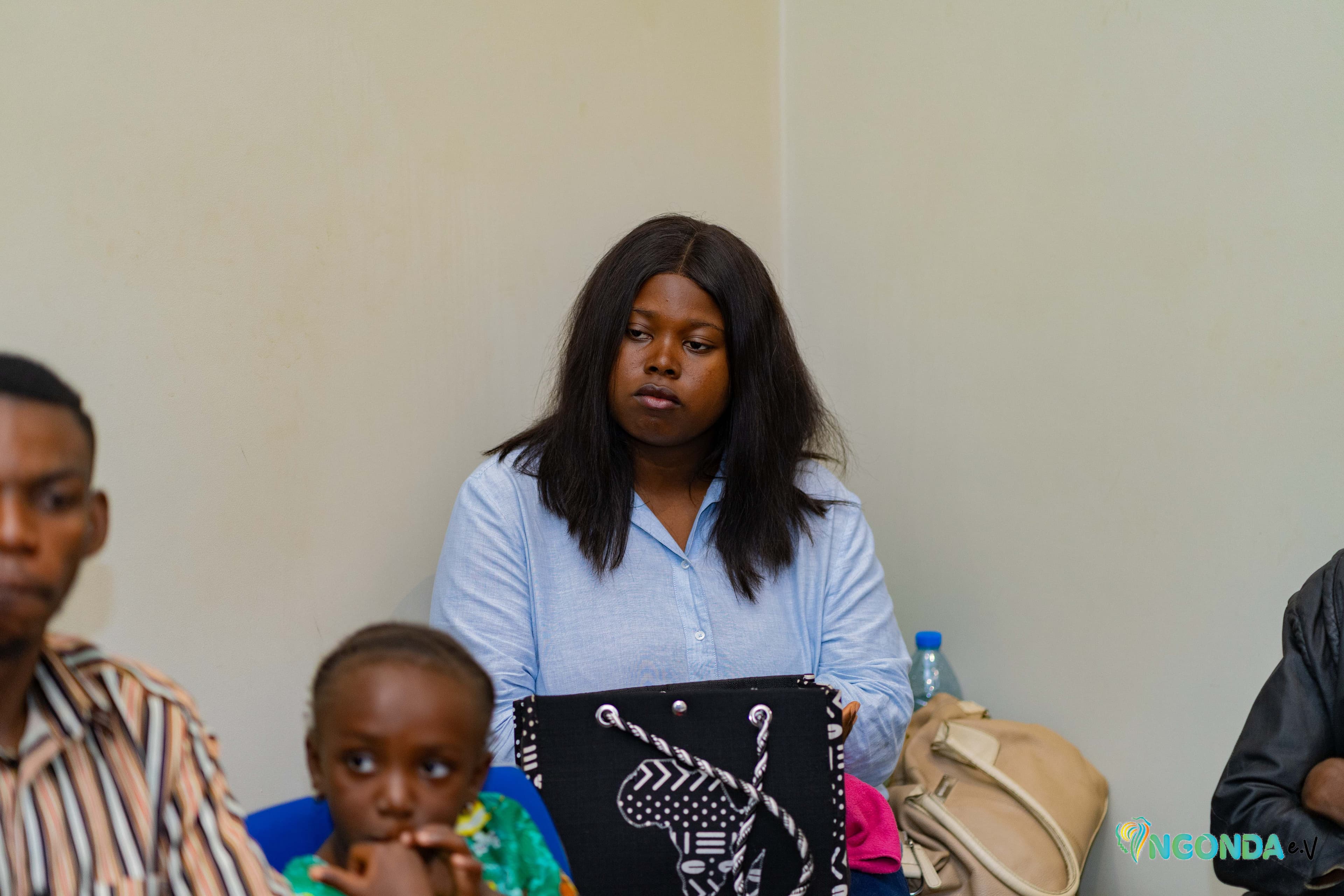 Sensibilisierungs- und Bildungsformat mit visueller Praesentation