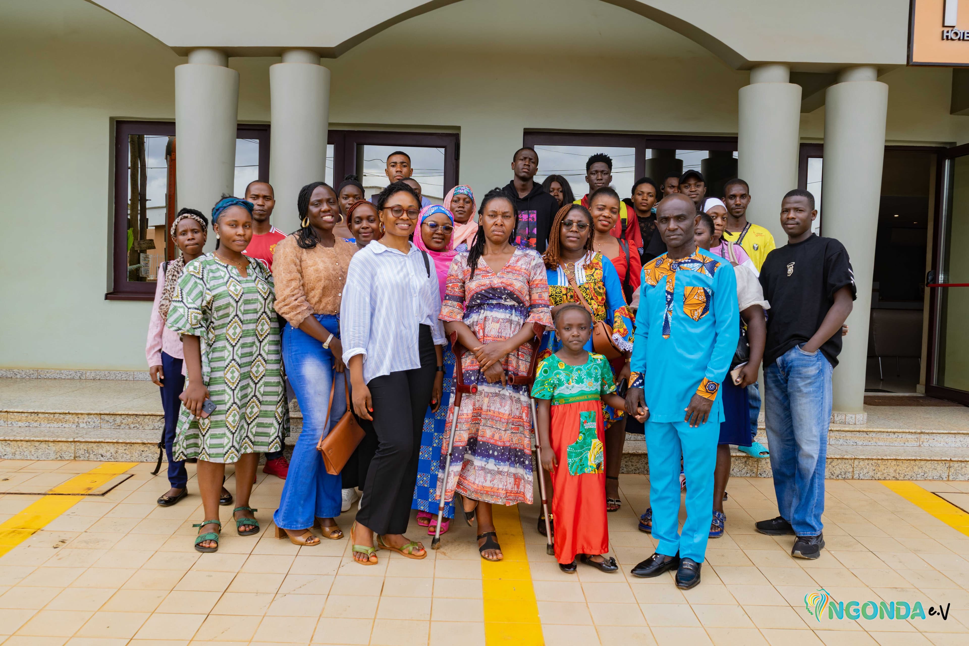 Gemeinsame Gruppenaufnahme eines inklusiven Empowerment-Formats