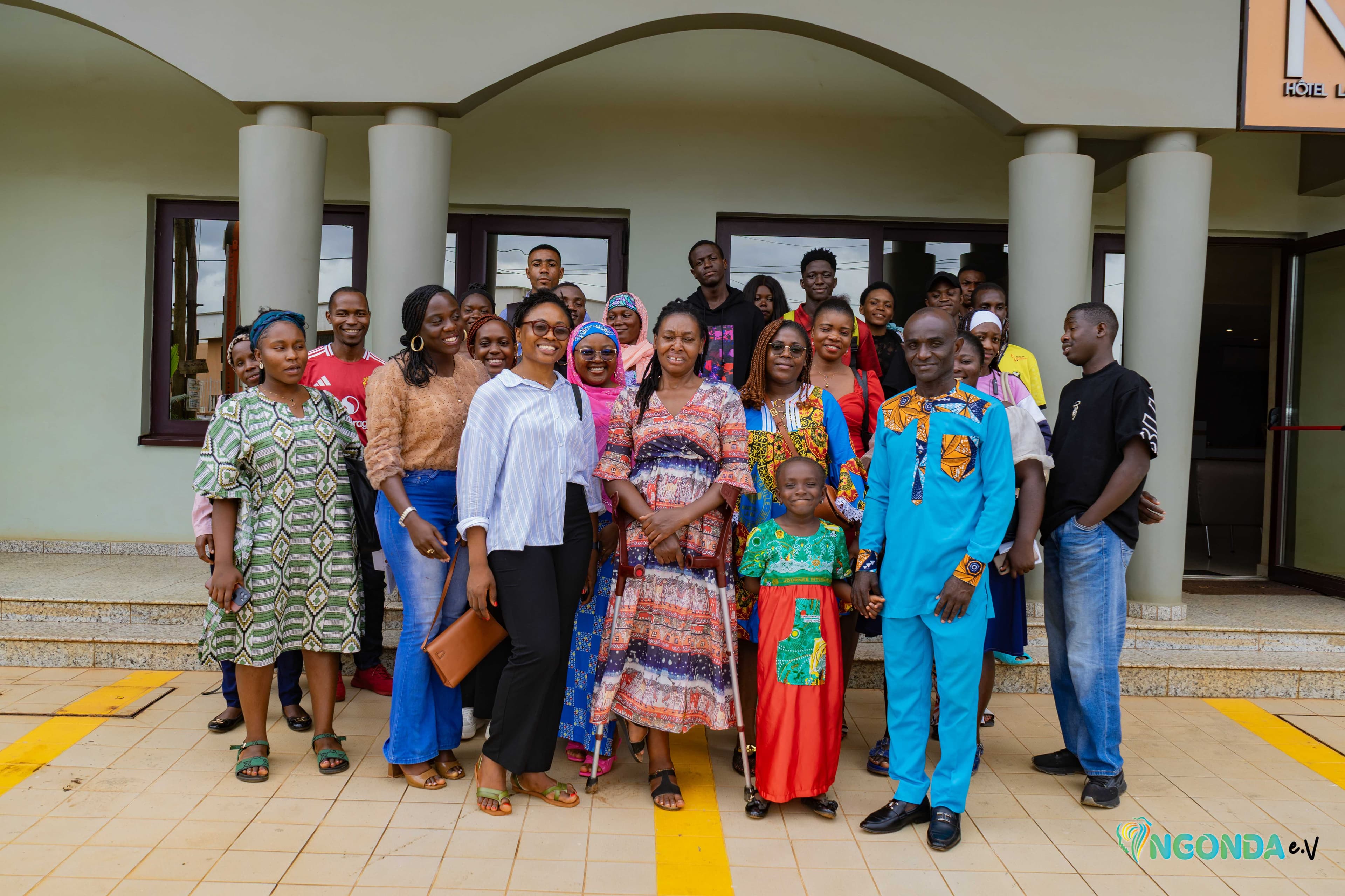 Gruppenbild eines Community-Forums