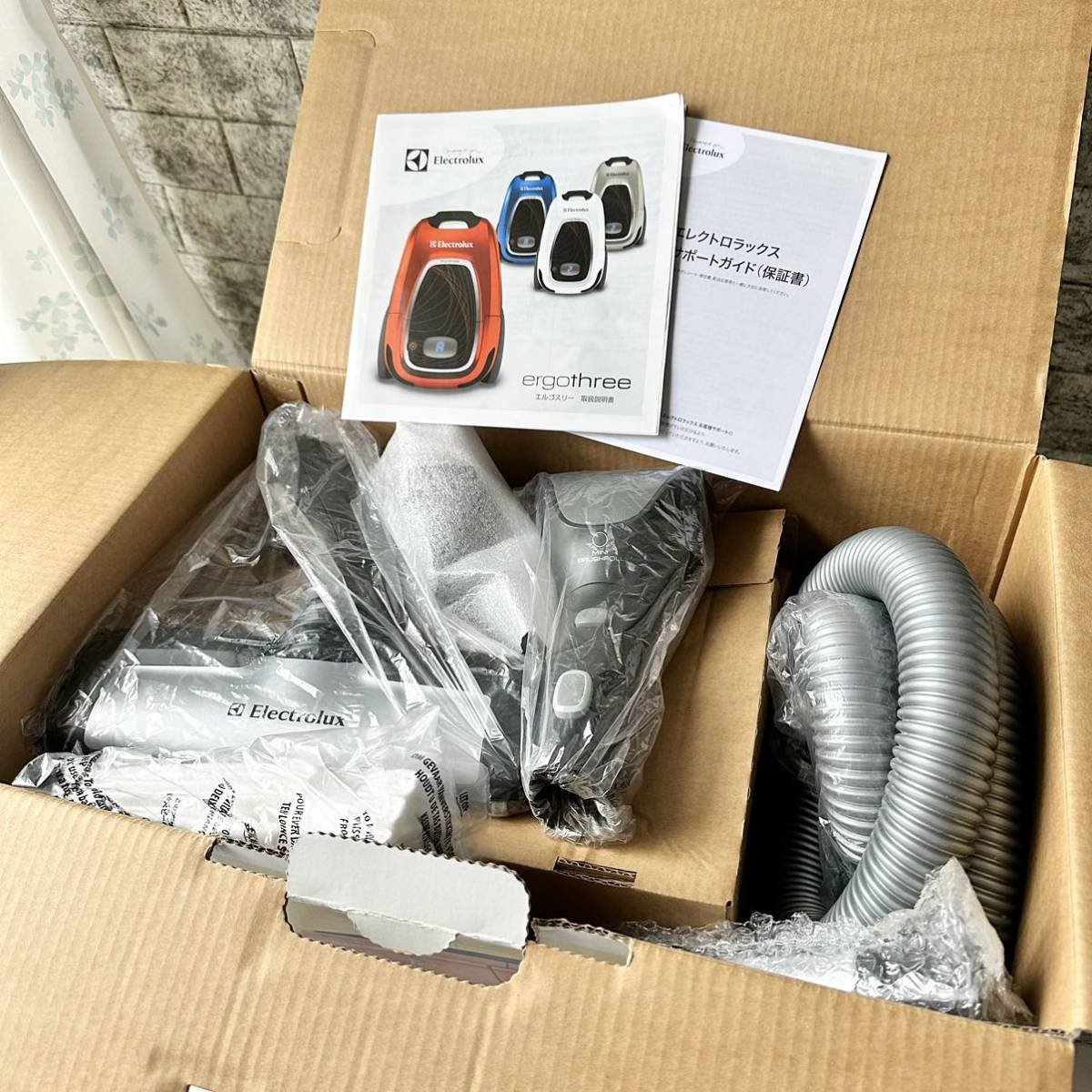 送料無料 Electrolux 紙パック式掃除機 『エルゴスリーオート』｜Yahoo